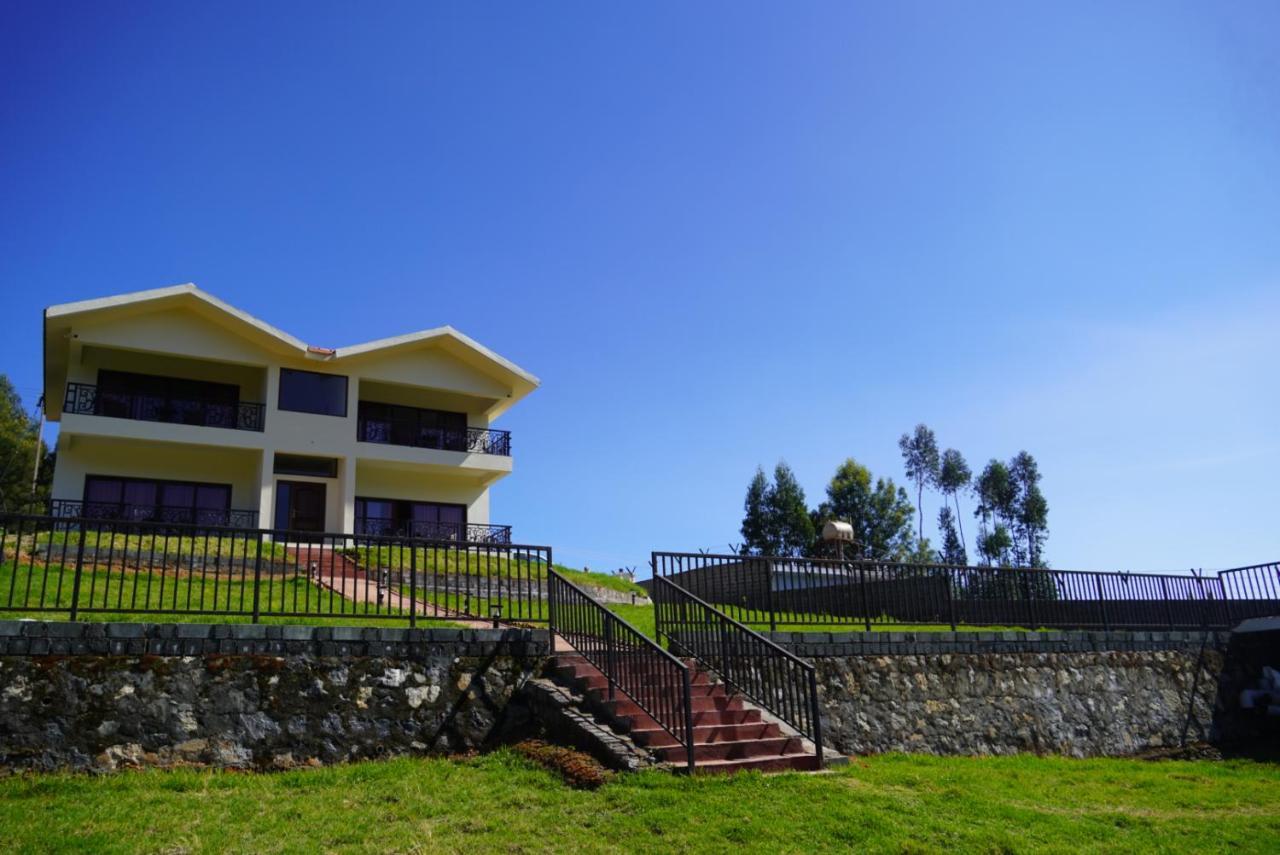 Hotel Acorn House à Ooty Extérieur photo