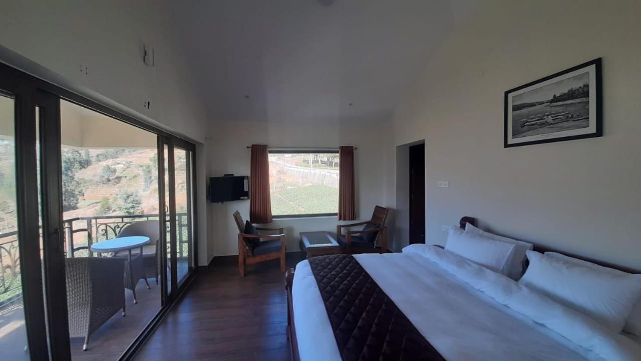 Hotel Acorn House à Ooty Extérieur photo