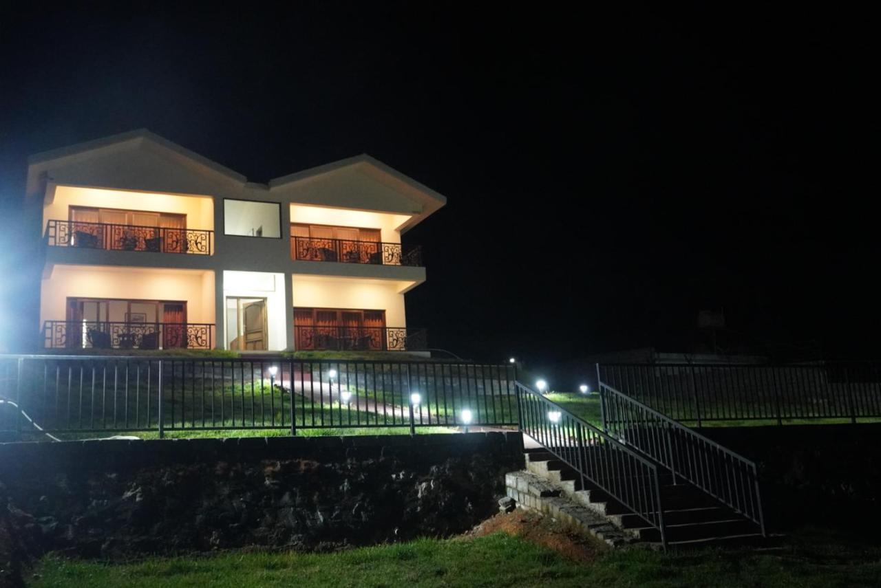 Hotel Acorn House à Ooty Extérieur photo