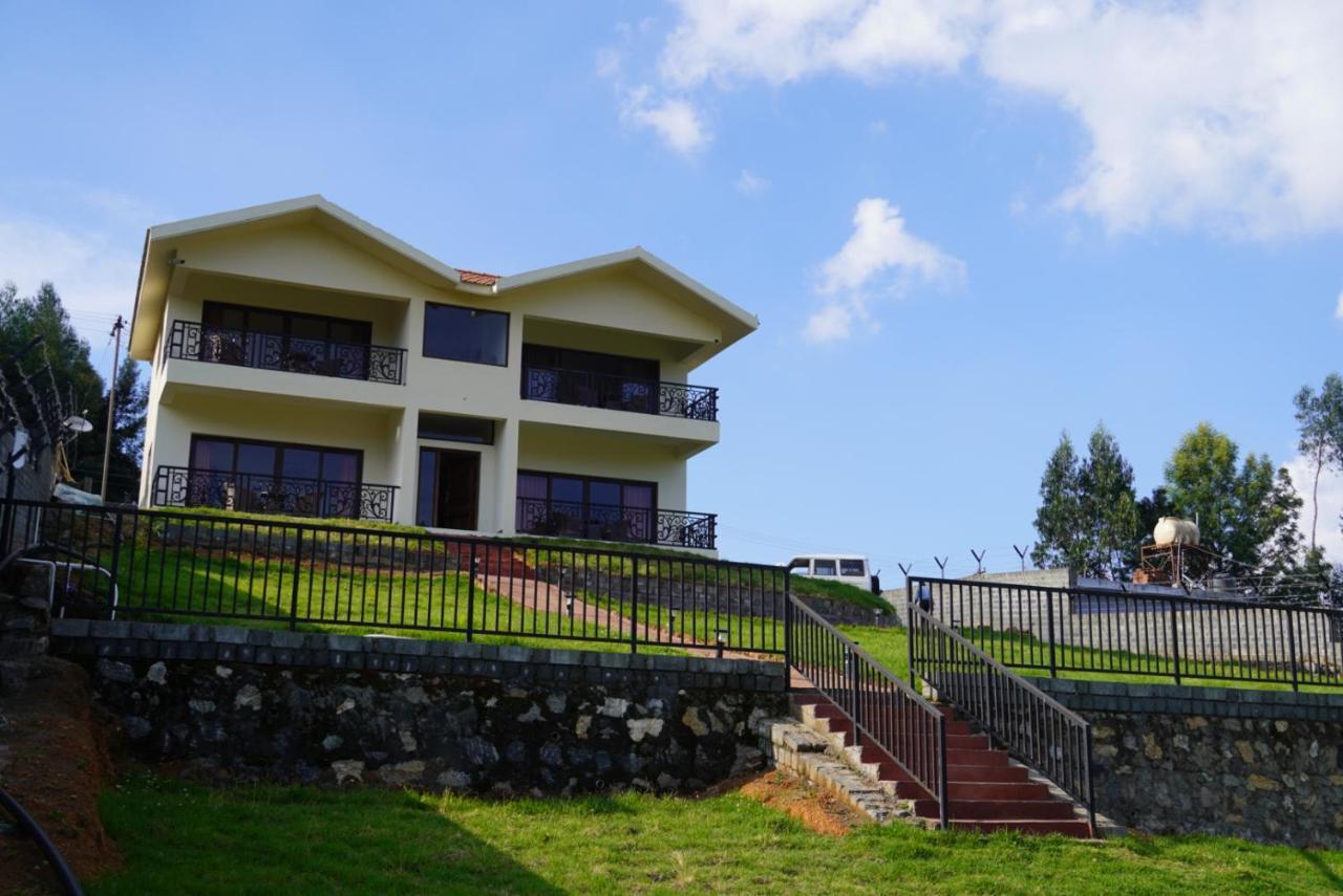 Hotel Acorn House à Ooty Extérieur photo